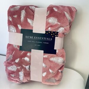 Luxe Essentials Rose Pink Leaf Foil Flannel Throw